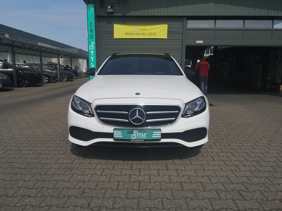 Mercedes-Benz E 300 T de Avantgarde Burmester LED Pano.360° Kamera