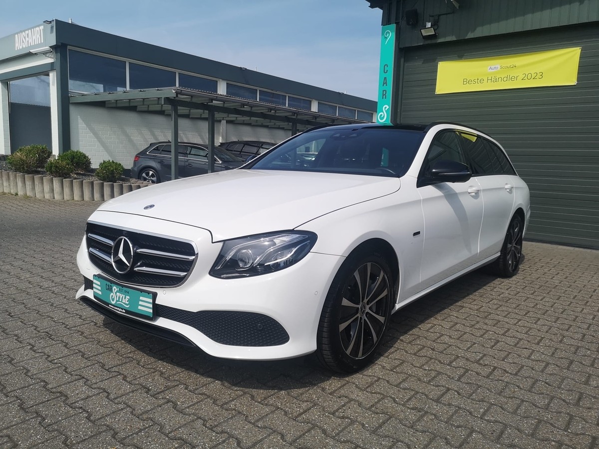 Mercedes-Benz E 300 T de Avantgarde Burmester LED Pano.360° Kamera