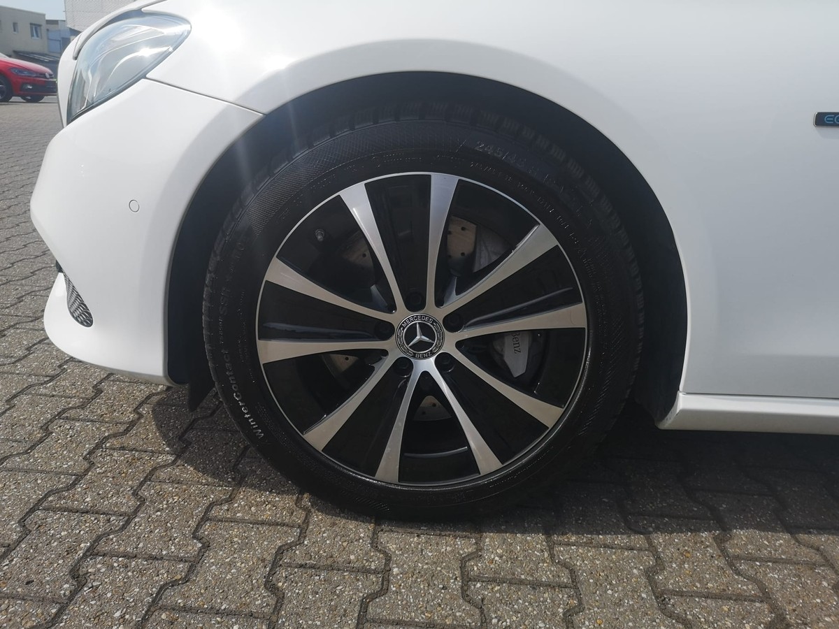 Mercedes-Benz E 300 T de Avantgarde Burmester LED Pano.360° Kamera