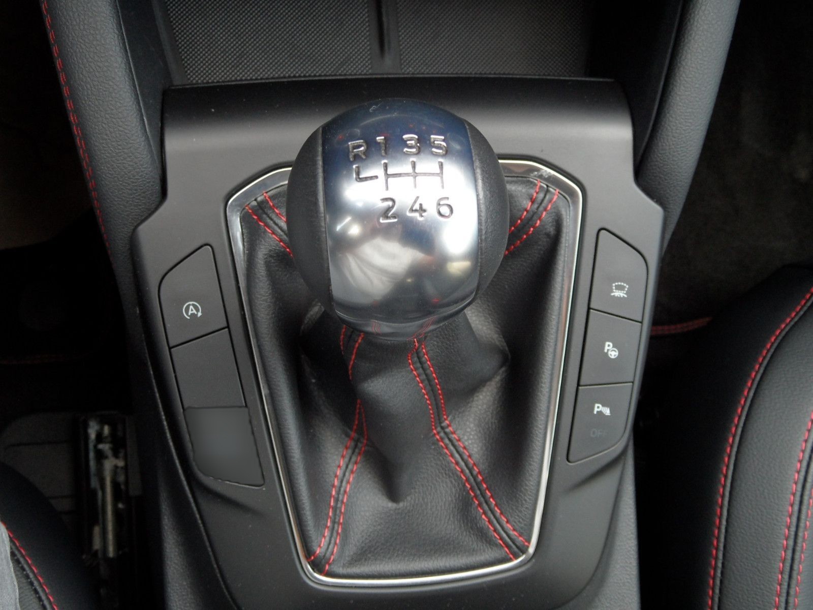 Ford Kuga ST-Line X Navi+AHK+el. Heckklappe