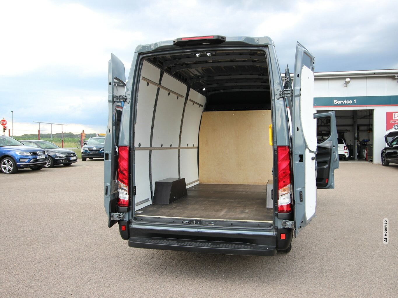 Iveco Daily 35 S 16 Hi-Matic 2.3 NAVI+LED+KAMERA+270°TÜREN+ACC...
