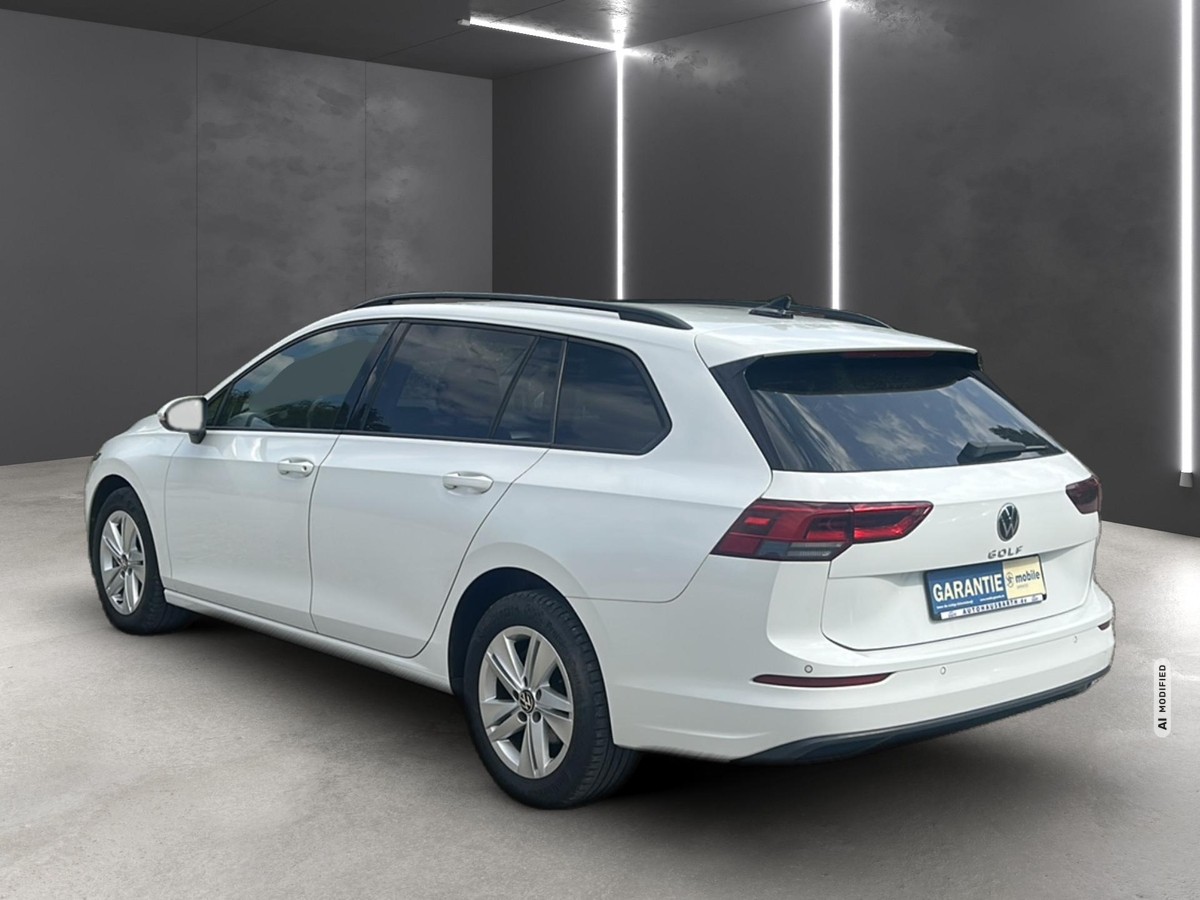 Volkswagen Golf VIII 2.0 TDI Life *LED*SHZ*LRH*NAVI*KLIMA
