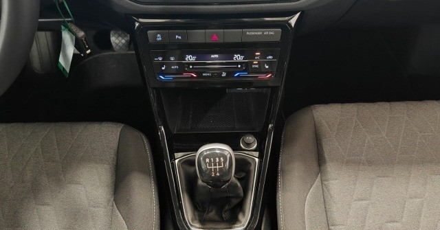 Volkswagen T-Cross Life 1.0 TSI LED Virtual CarPlay ACC