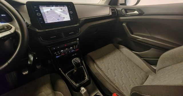 Volkswagen T-Cross Life 1.0 TSI LED Virtual CarPlay ACC