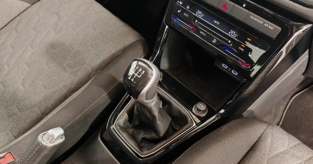 Volkswagen T-Cross Life 1.0 TSI LED Virtual CarPlay ACC