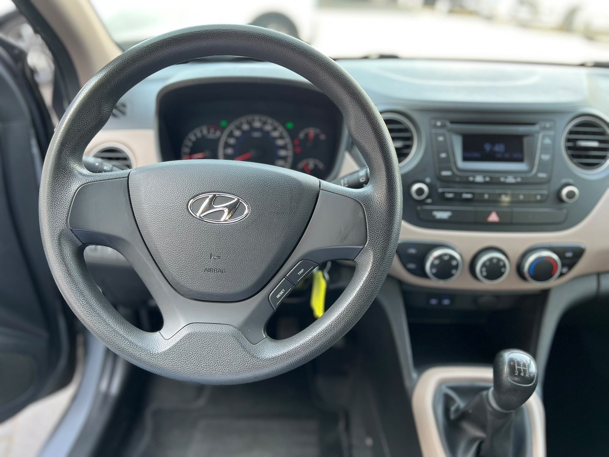 Hyundai i10 1.0 - Klimaanlage - AUX - USB 