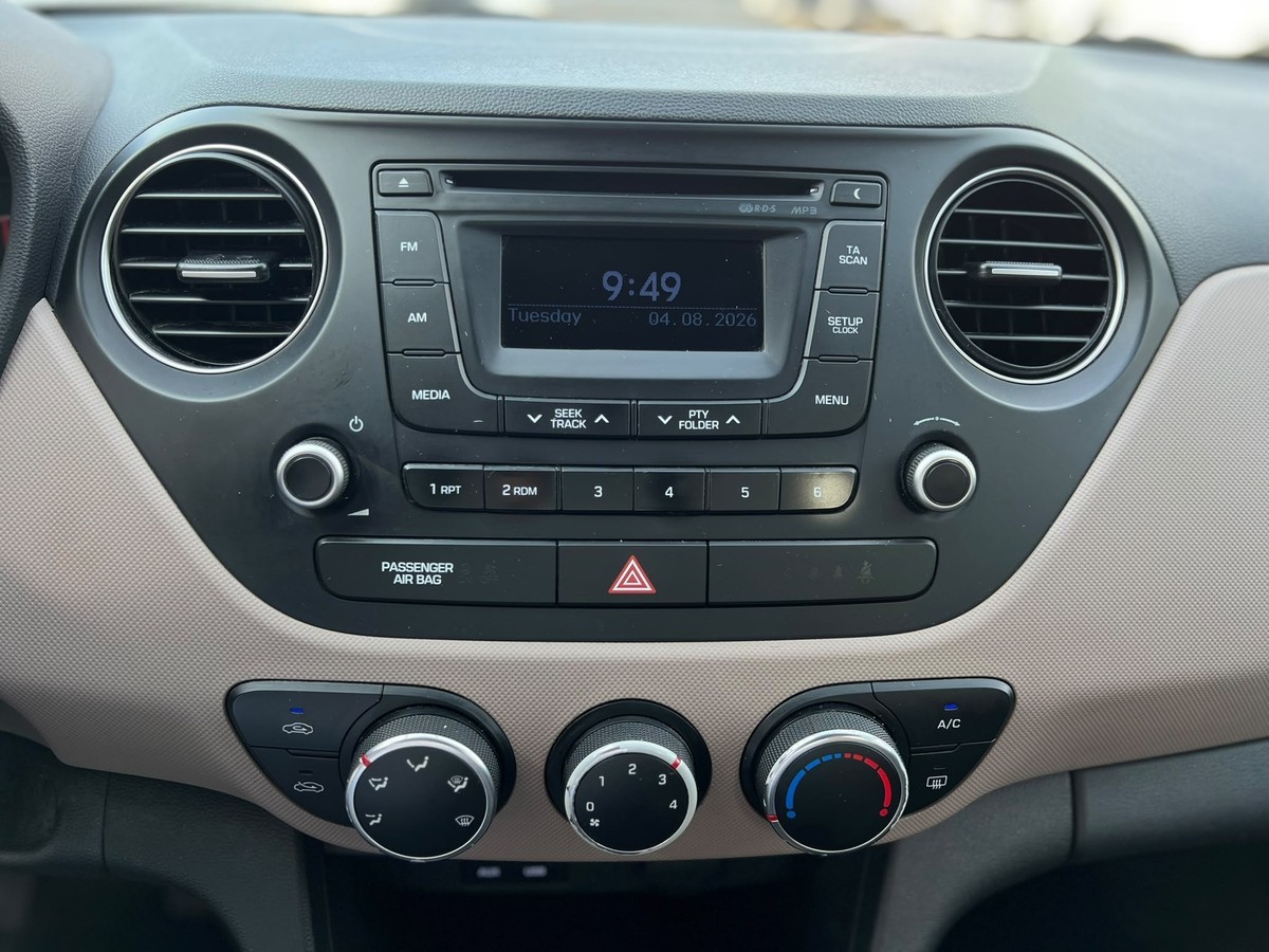 Hyundai i10 1.0 - Klimaanlage - AUX - USB 