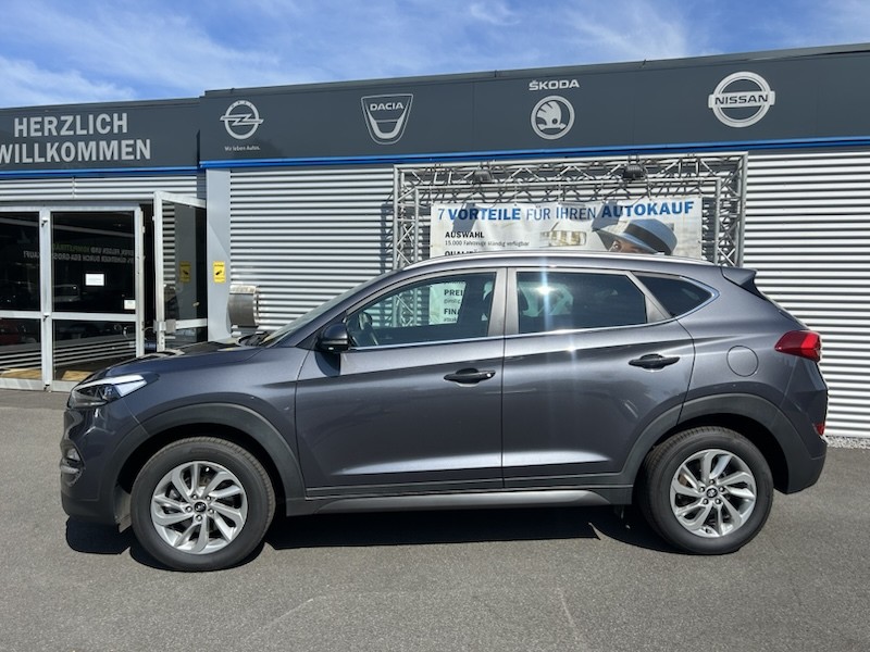 Hyundai Tucson 1.6 GDI STYLE KLIMA*SHZG*NAVI*BTH*ALU*PDC*R-CAM