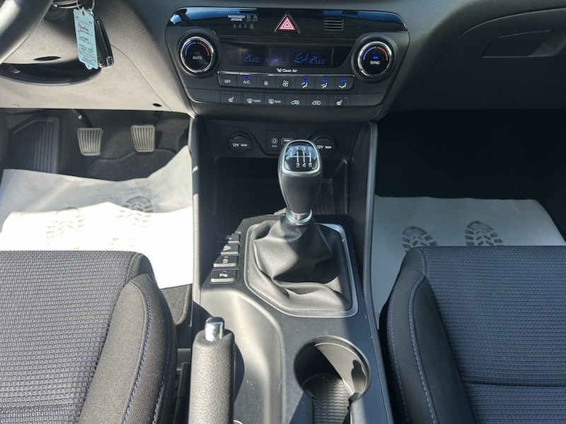 Hyundai Tucson 1.6 GDI STYLE KLIMA*SHZG*NAVI*BTH*ALU*PDC*R-CAM