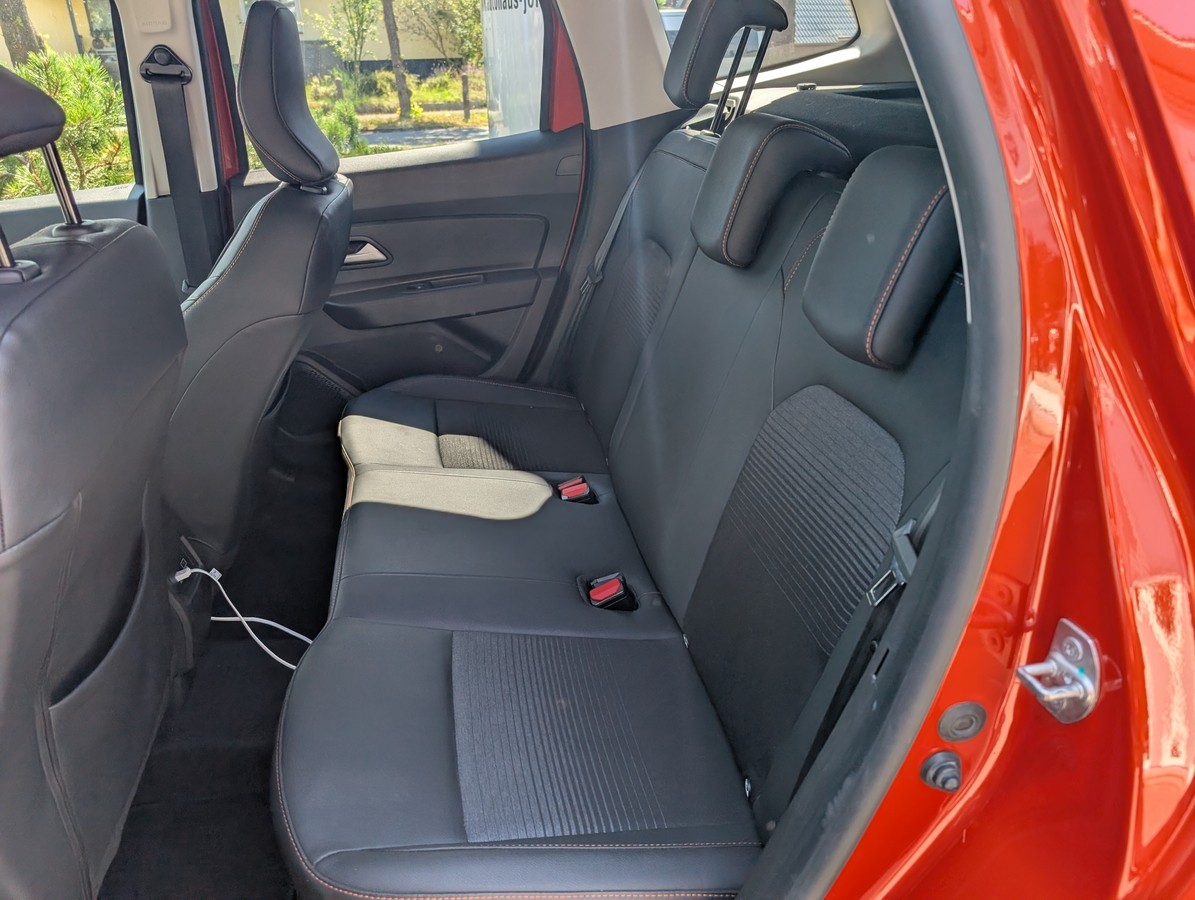 Dacia Duster II 1.3TCe 150 Extreme 1.Hd AHK Komfort+Techn-Paket