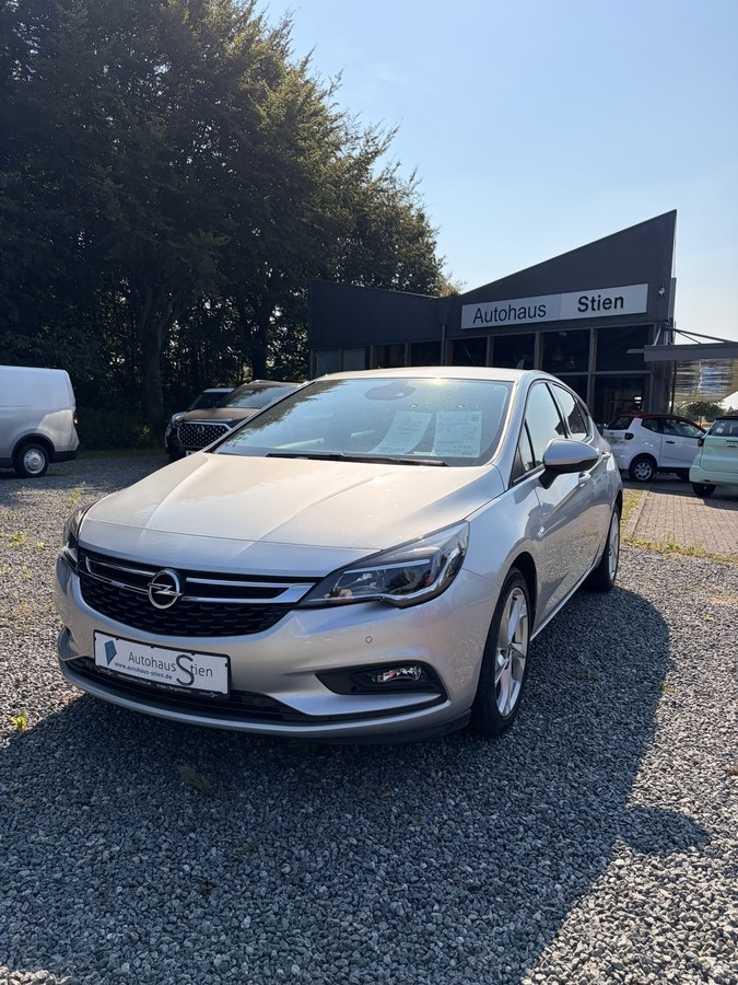 Opel Astra + 1.3 92kW 2018