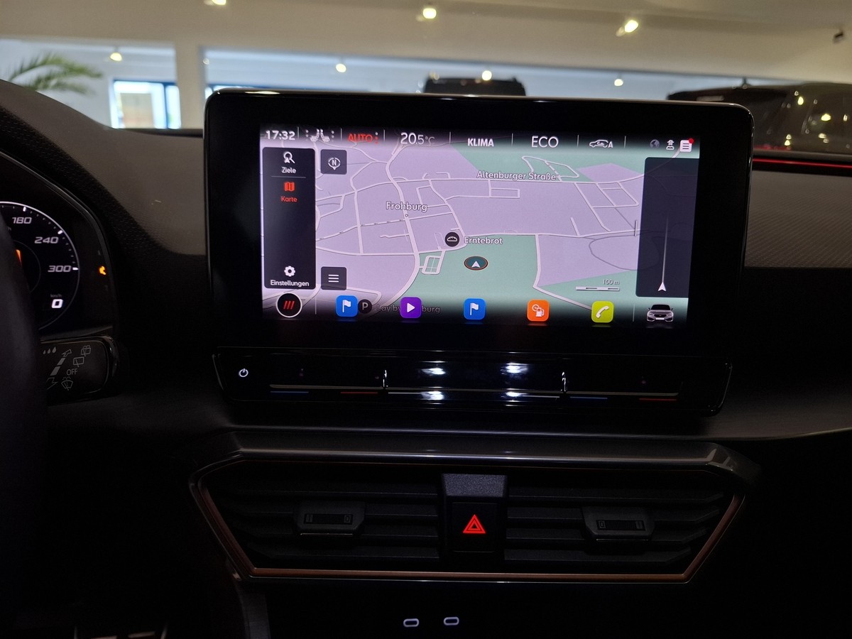 Cupra Leon 1.4 TSI e-Hybrid Kamera LED DCC