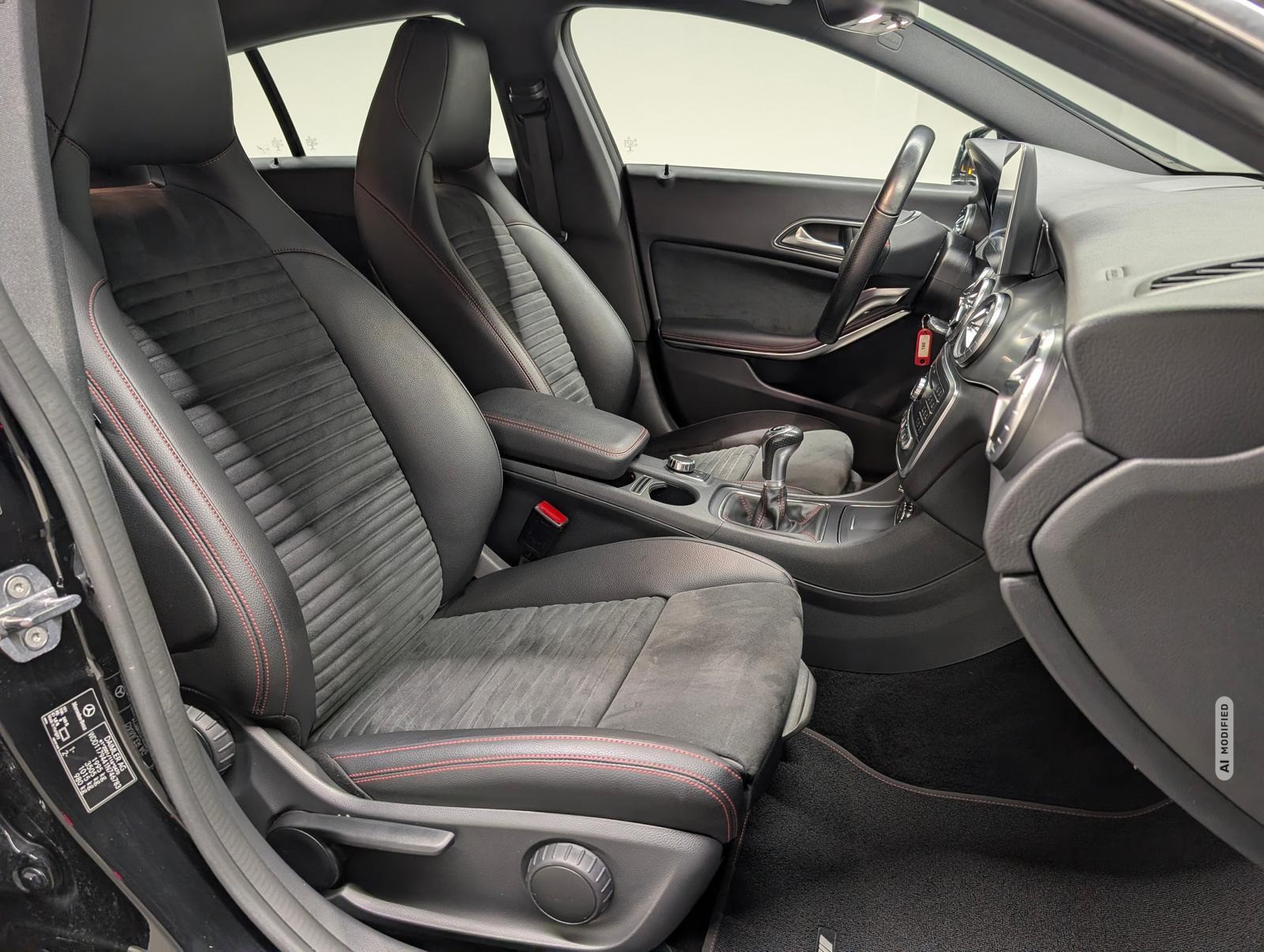 Mercedes-Benz CLA 250 Shooting Brake CLA 250 SB AMG-Line LED/Navi/Kam/SHZ/18-LM