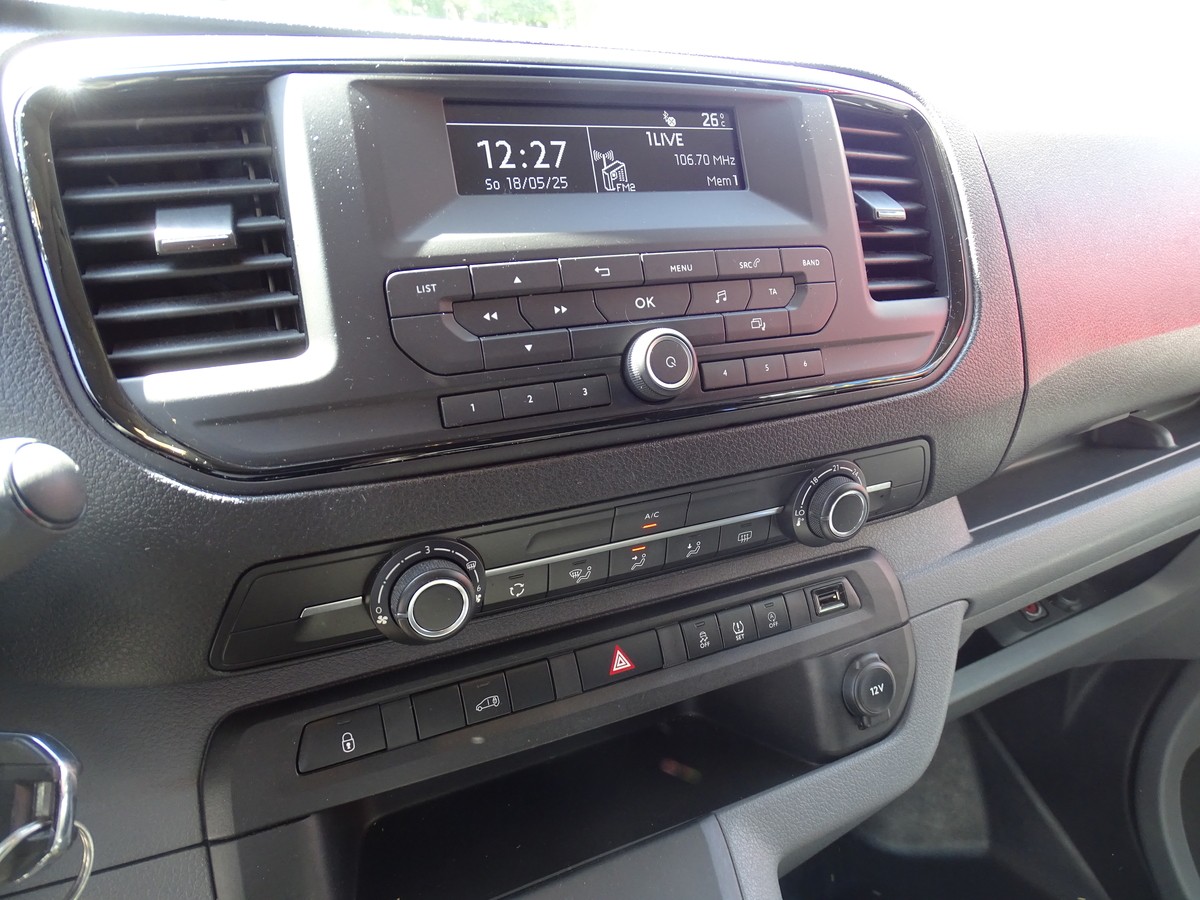 Citroën Jumpy 2.0 BlueHDi 145 L3H1 XL Control Klima PDC