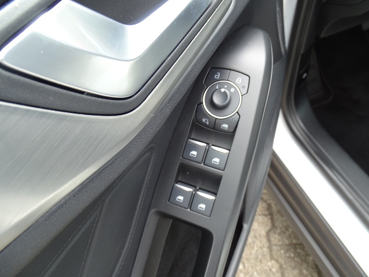 Ford Focus 1.5 EcoBlue Turnier Titanium Automatik
