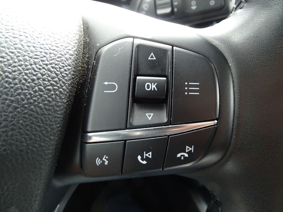 Ford Focus 1.5 EcoBlue Turnier Titanium Automatik