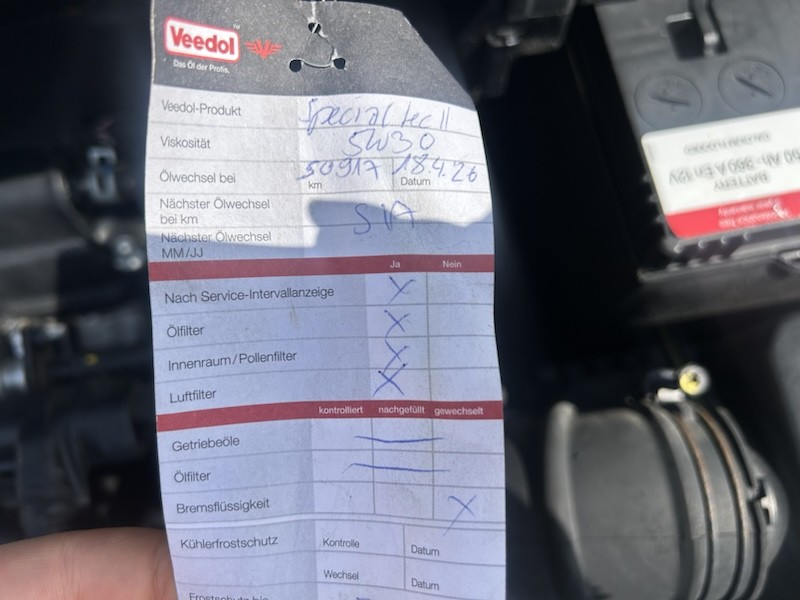Kia Venga 1.6 CVVT DREAM TEAM AUTOM*KLIMA*SHZG*NAVI*ALU*R-CAM
