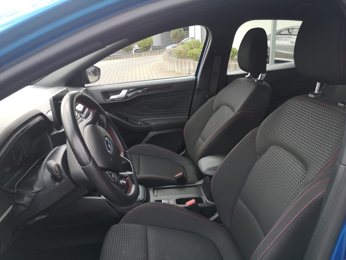 Ford Focus 2.0 EcoBlue ST-Line LED Start Stop Sportsitze