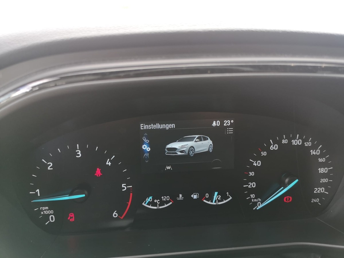 Ford Focus 2.0 EcoBlue ST-Line LED Start Stop Sportsitze