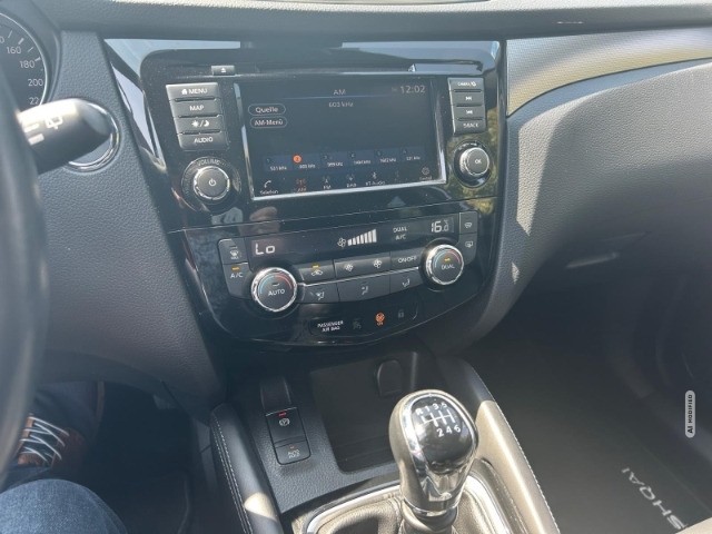 Nissan Qashqai Tekna+ 1.3 DIG-T EU6d-T Sportpaket Panorama Navi Leder Memory Sitze Soun