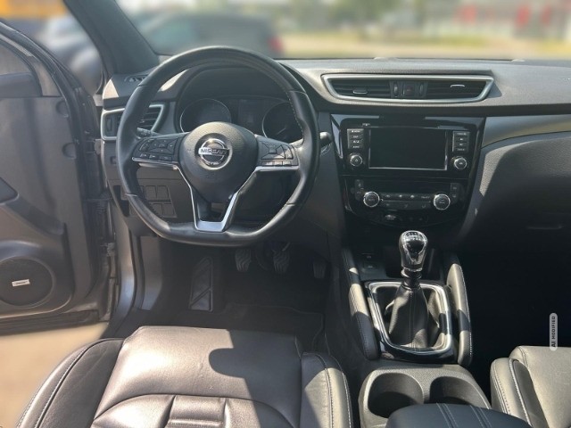 Nissan Qashqai Tekna+ 1.3 DIG-T EU6d-T Sportpaket Panorama Navi Leder Memory Sitze Soun