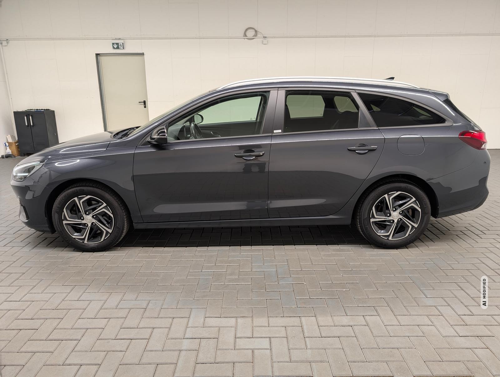 Hyundai i30 Intro Edition LED/Pano/Navi/Kam/SHZ/LHZ/DAB