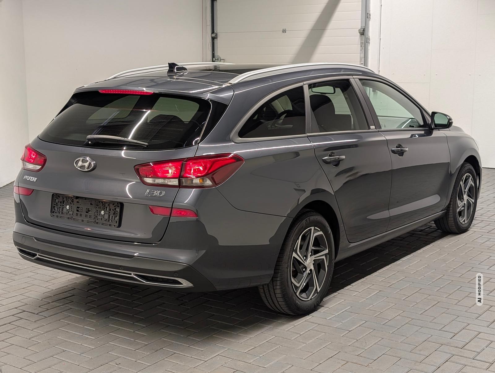 Hyundai i30 Intro Edition LED/Pano/Navi/Kam/SHZ/LHZ/DAB