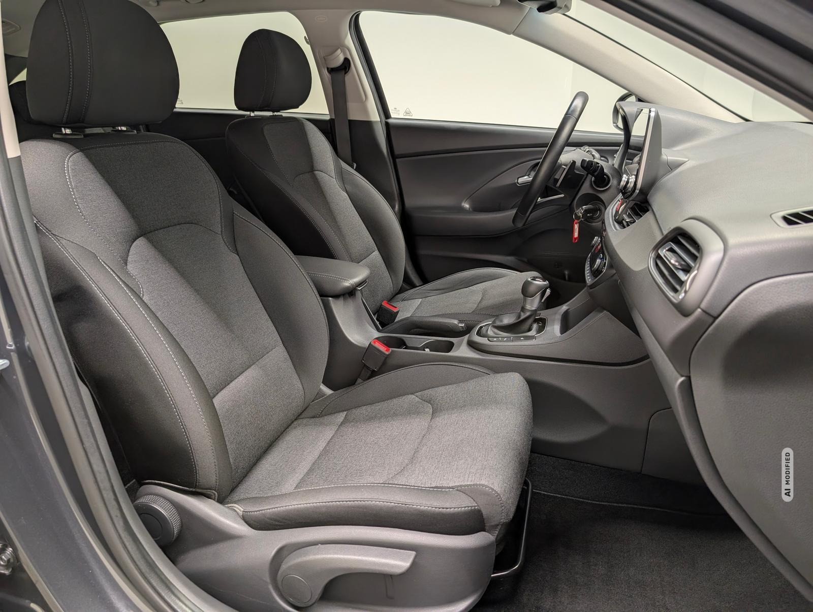 Hyundai i30 Intro Edition LED/Pano/Navi/Kam/SHZ/LHZ/DAB