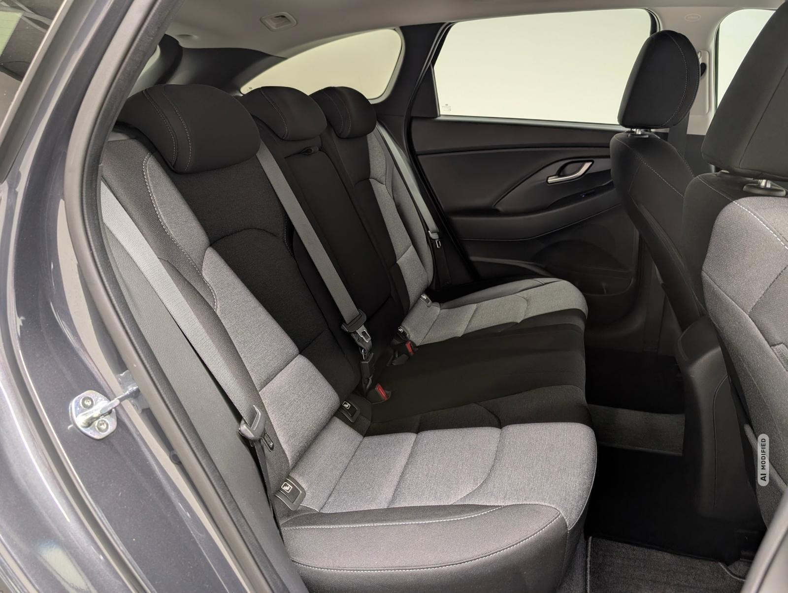 Hyundai i30 Intro Edition LED/Pano/Navi/Kam/SHZ/LHZ/DAB