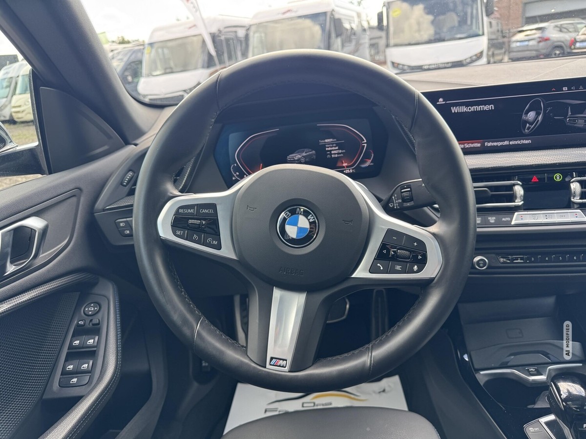 BMW 218 i Gran Coupe+M-SportPaket+LED+Pano
