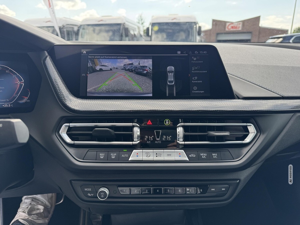 BMW 218 i Gran Coupe+M-SportPaket+LED+Pano