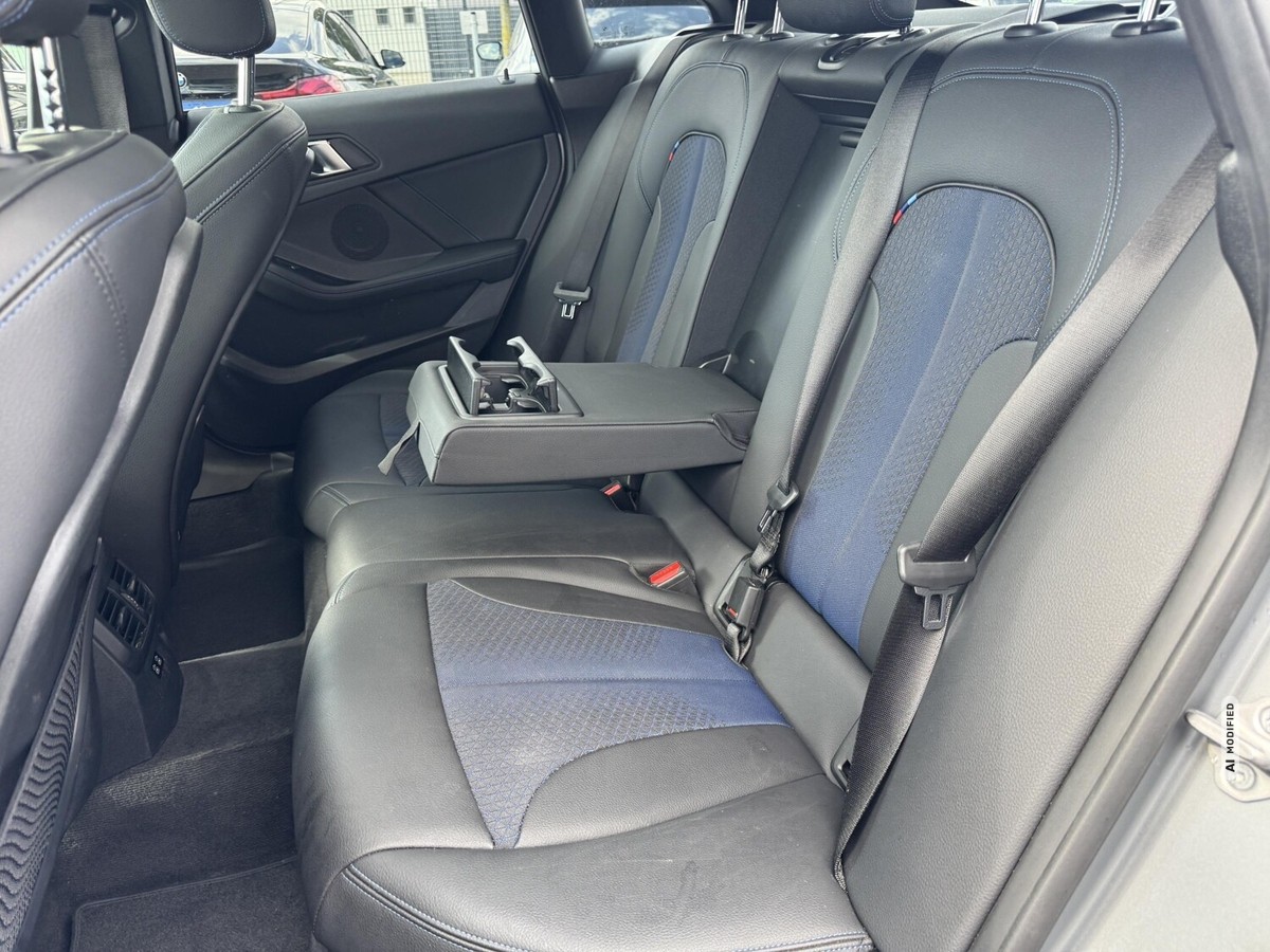 BMW 218 i Gran Coupe+M-SportPaket+LED+Pano