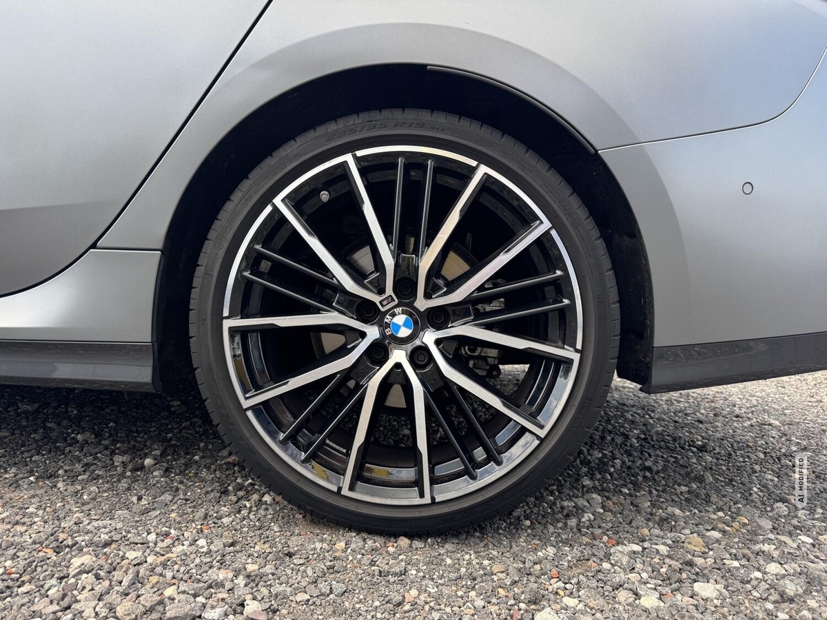BMW 218 i Gran Coupe+M-SportPaket+LED+Pano