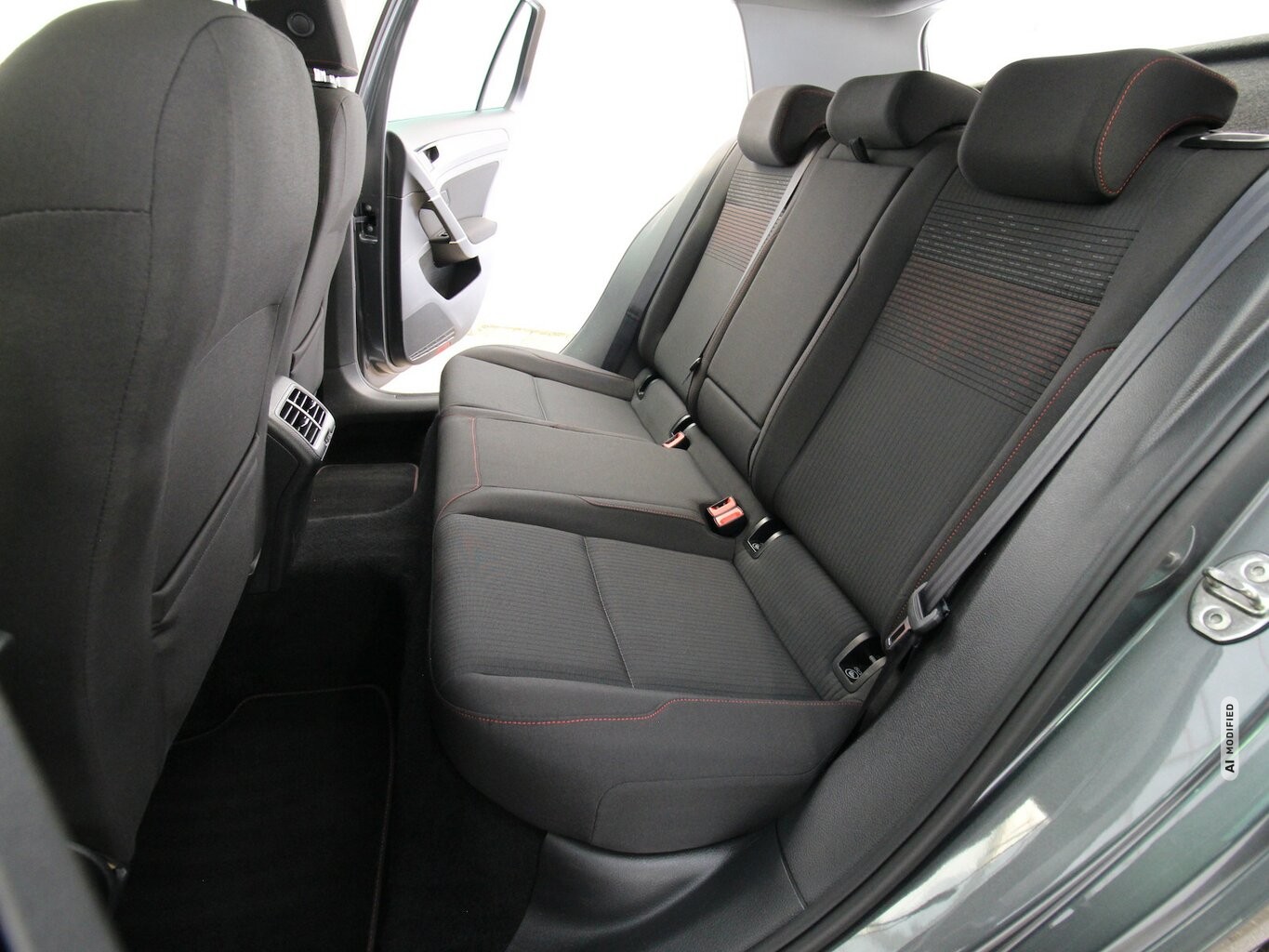 Volkswagen Golf VII 2.0 TDI 7-DSG Sound WINTER-PAKET+ACC...