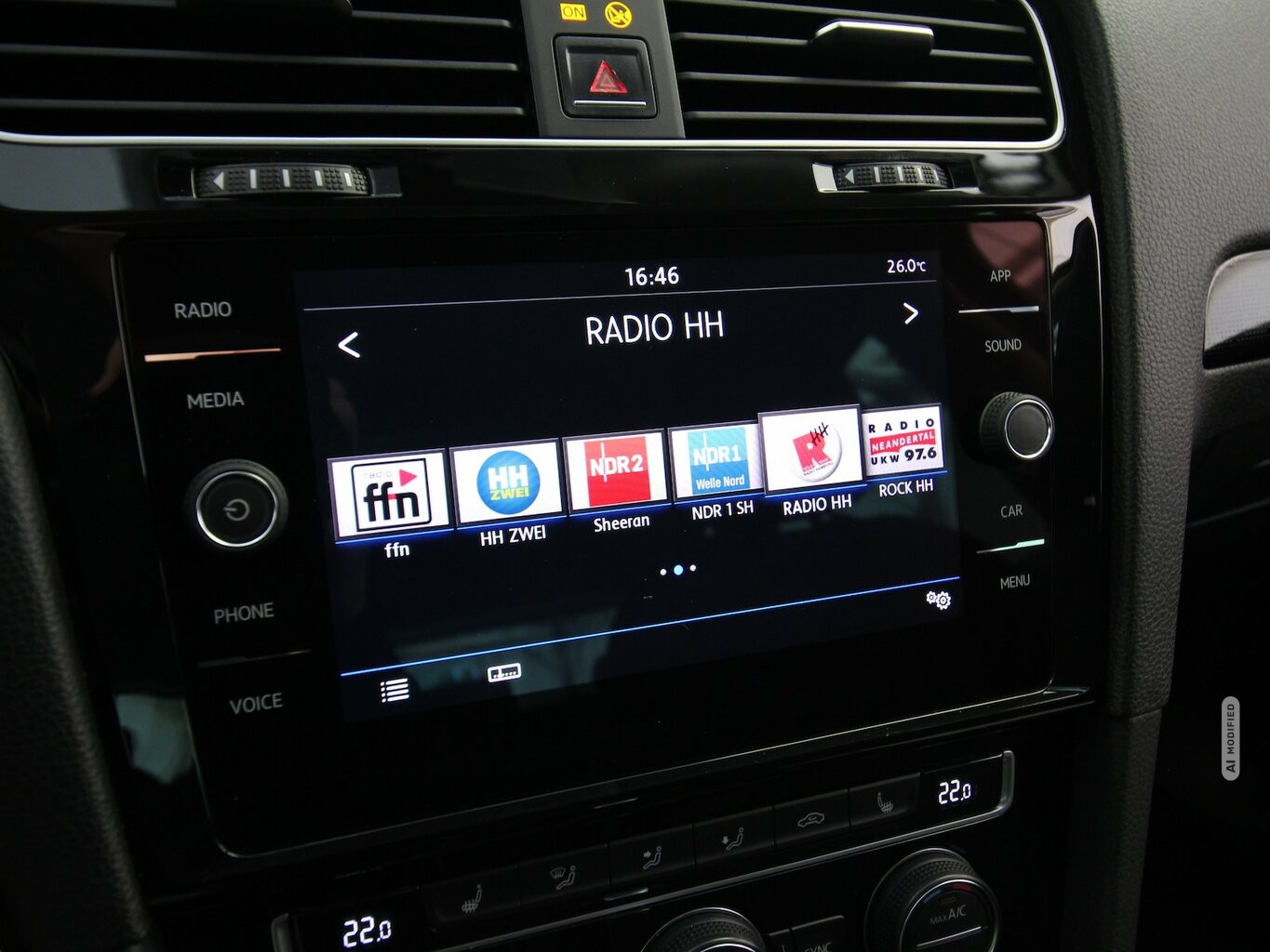 Volkswagen Golf VII 2.0 TDI 7-DSG Sound WINTER-PAKET+ACC...