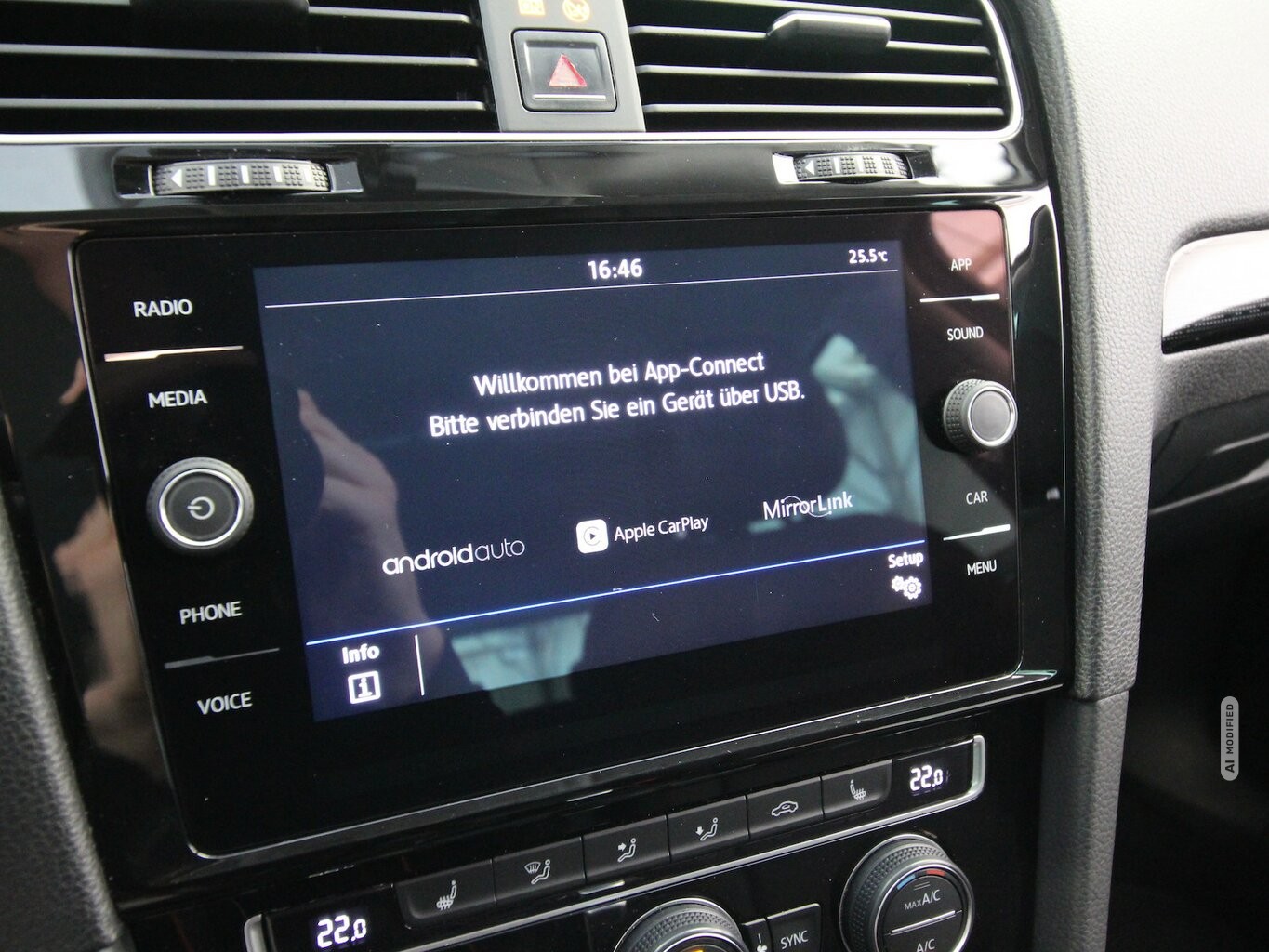 Volkswagen Golf VII 2.0 TDI 7-DSG Sound WINTER-PAKET+ACC...