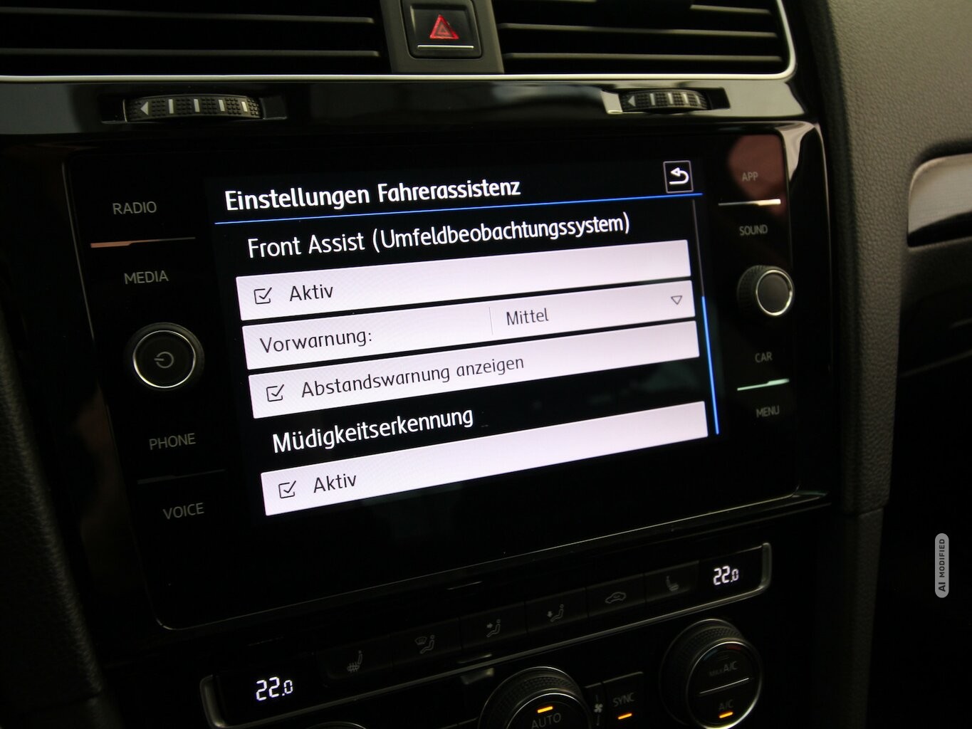 Volkswagen Golf VII 2.0 TDI 7-DSG Sound WINTER-PAKET+ACC...