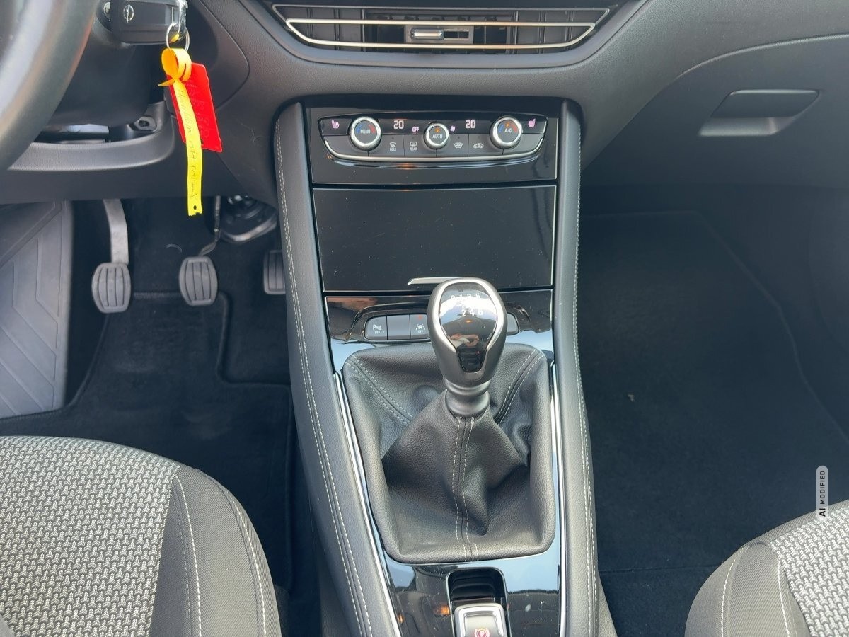 Opel Grandland X 1.2 Turbo Business Edition AHK,LED,SHZ