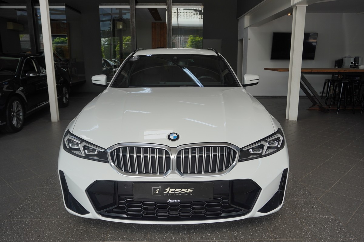 BMW 320i M Sport LED Live-Cockpit HUD 