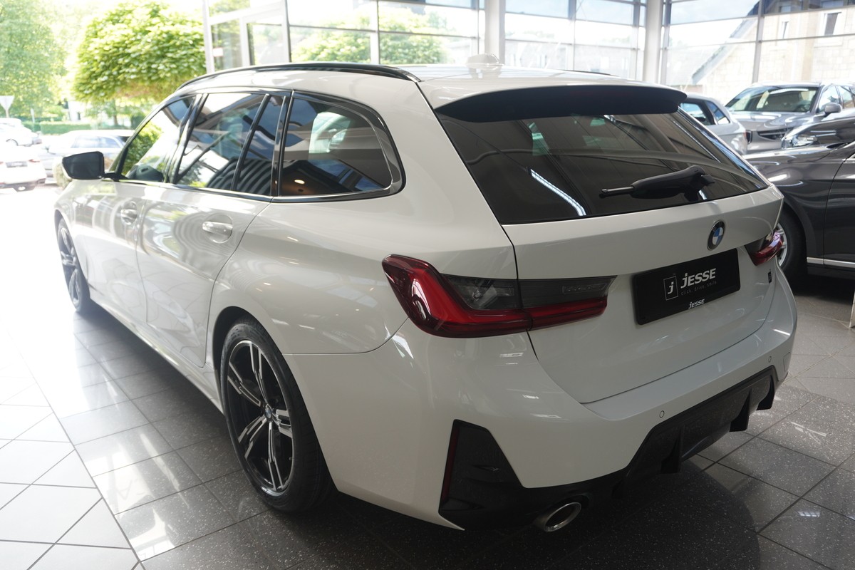 BMW 320i M Sport LED Live-Cockpit HUD 
