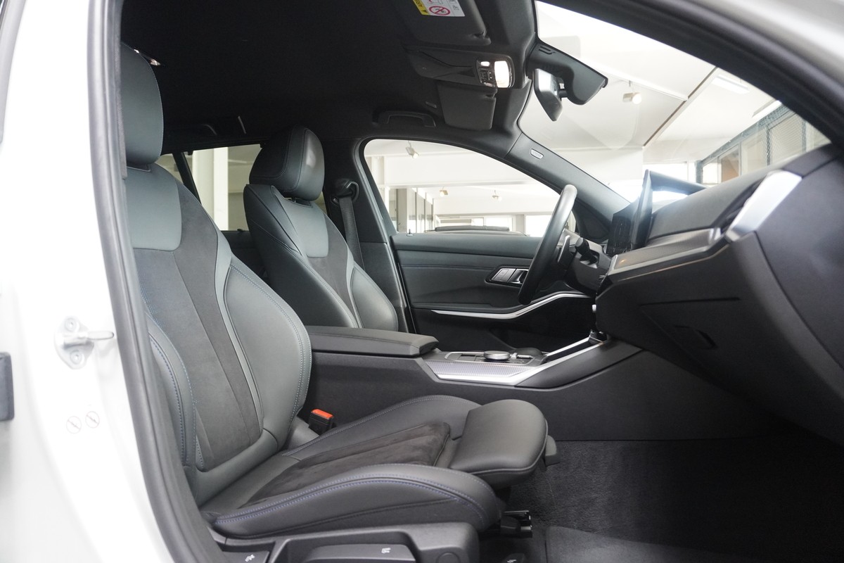 BMW 320i M Sport LED Live-Cockpit HUD 