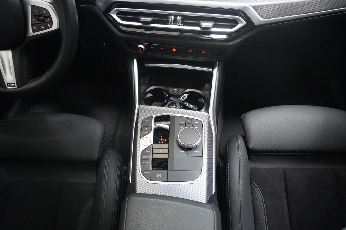 BMW 320i M Sport LED Live-Cockpit HUD 