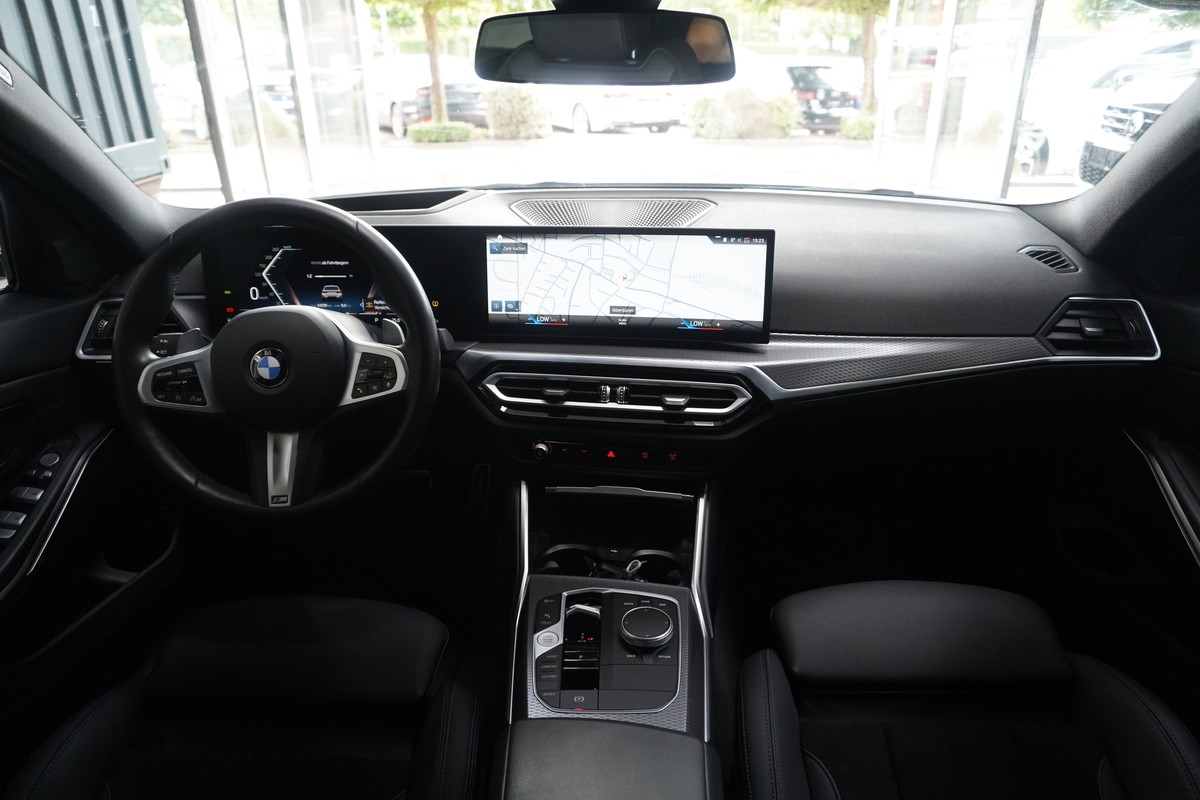 BMW 320i M Sport LED Live-Cockpit HUD 