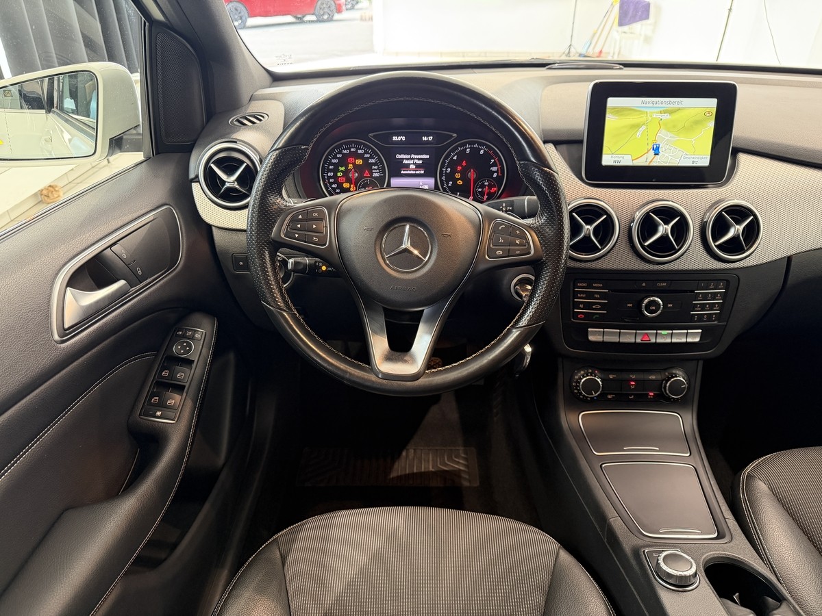 Mercedes-Benz B 180 Urban*Kamera*Navi*