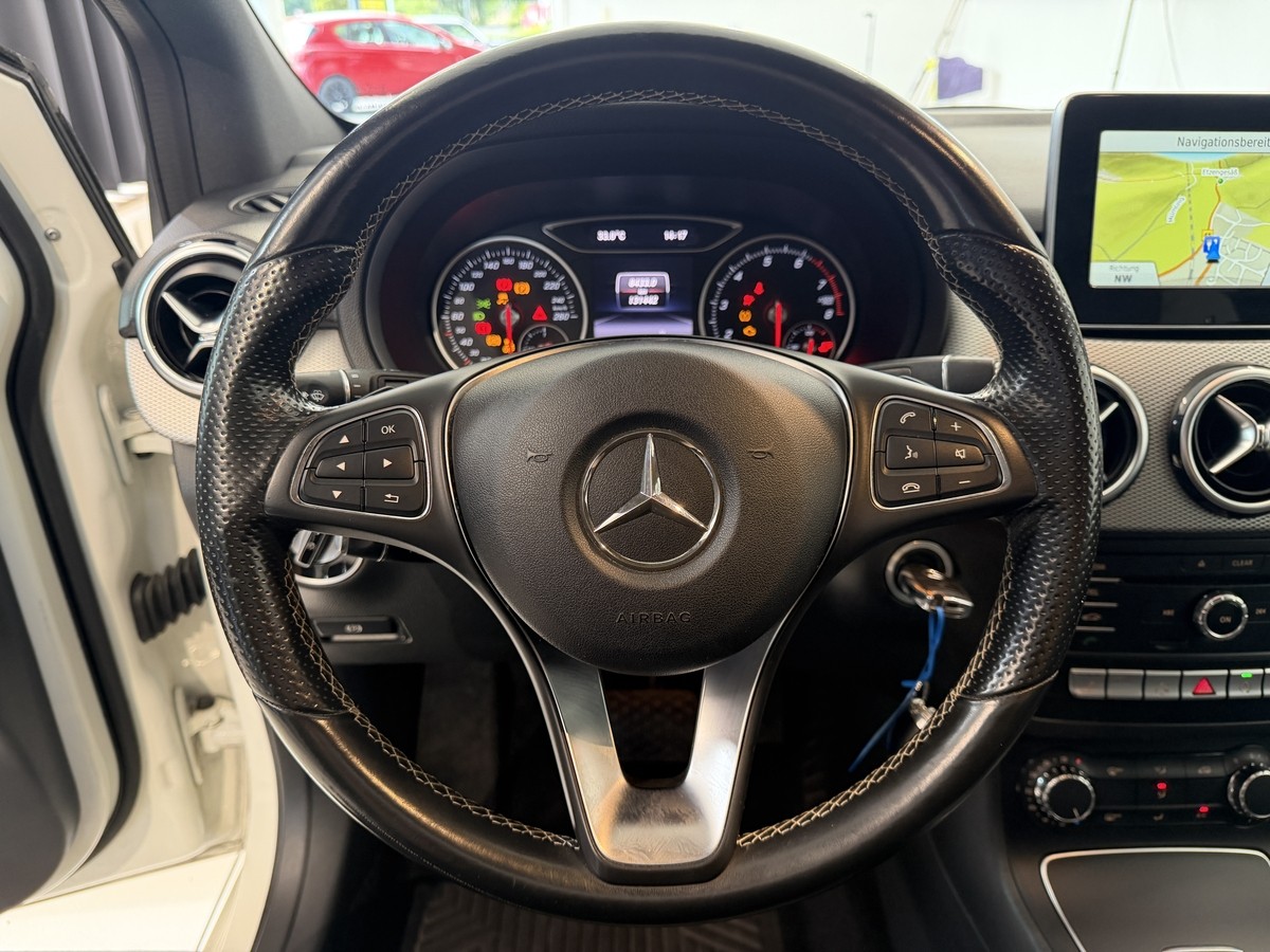 Mercedes-Benz B 180 Urban*Kamera*Navi*