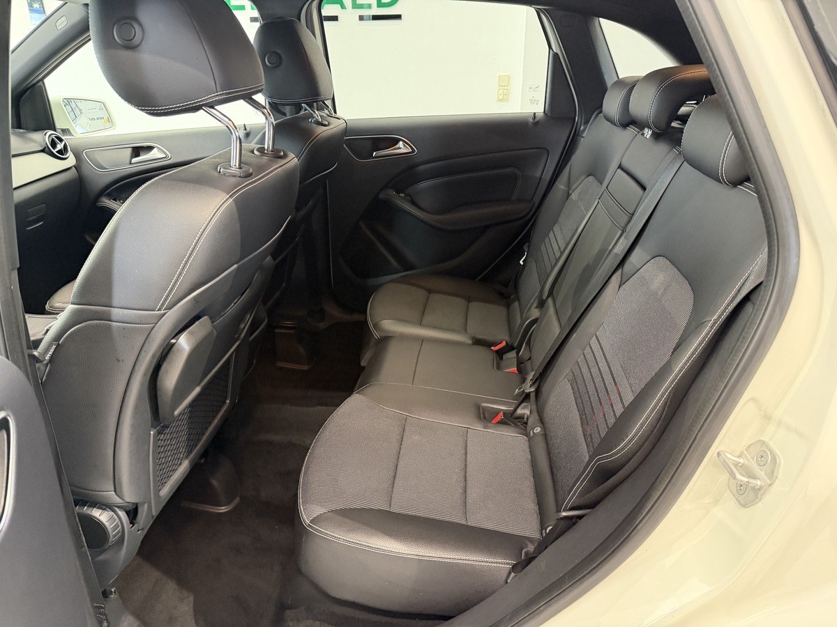 Mercedes-Benz B 180 Urban*Kamera*Navi*