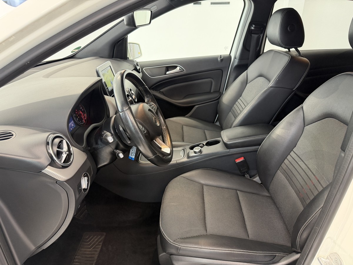 Mercedes-Benz B 180 Urban*Kamera*Navi*