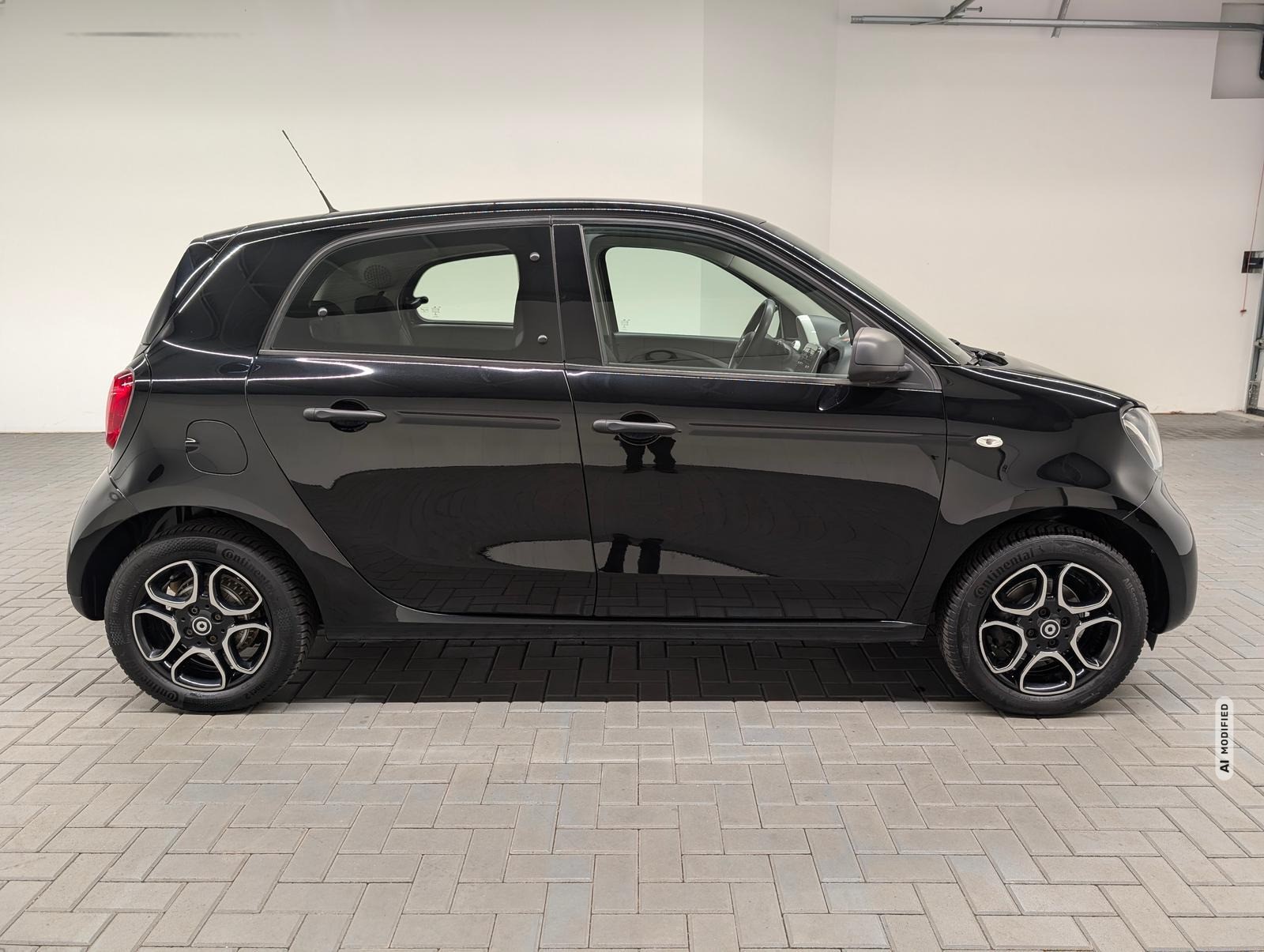 Smart ForFour Klimaaut./SHZ/Tempom./LED-TFL/15-LM