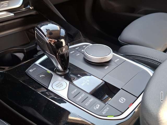 BMW X3 xDrive 20 d Mild-Hybrid AUTOMATIK / AHK / LEDER /