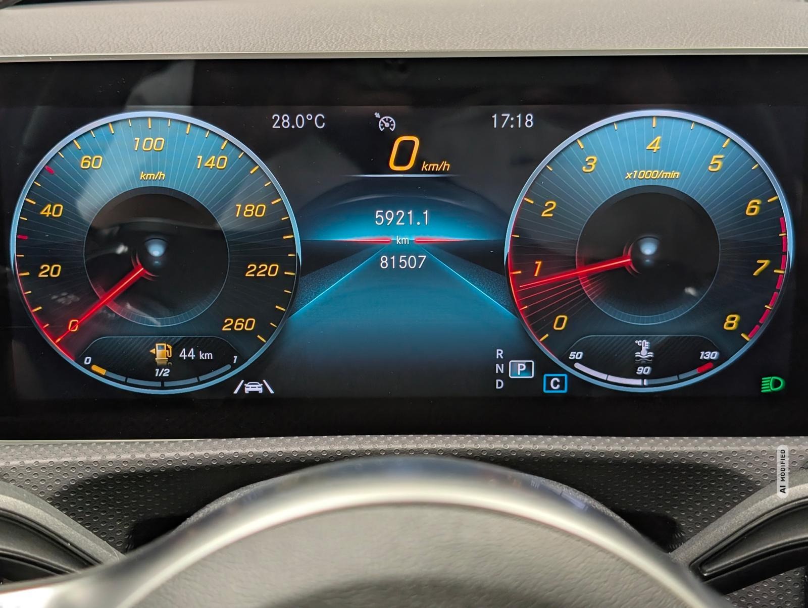 Mercedes-Benz AMG-Line LED/Navi/Pano/SHZ/PDC/GRA/19-LM